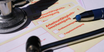 Arbeitsunfähigkeitsbescheinigung auf dem Prüfstand